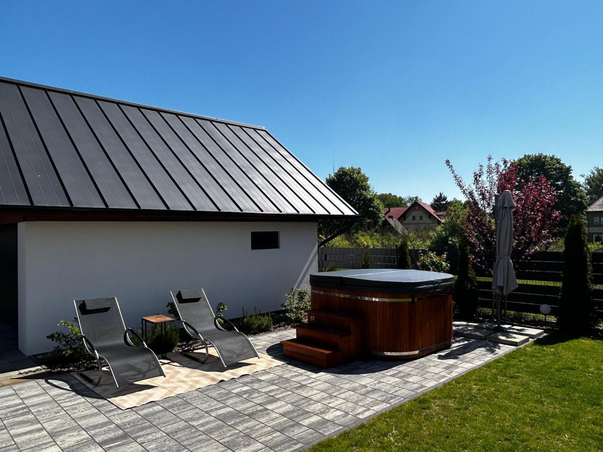 Lake Houselubniewice Domek Caloroczny Z Jacuzzi Blisko Jeziora מראה חיצוני תמונה